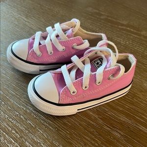 Converse Toddler Shoes Size  7